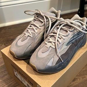 Yeezy Boost 700 Tephra
